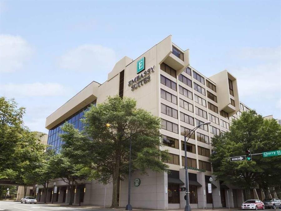Embassy Suites Уинстон-Сейлем Экстерьер фото